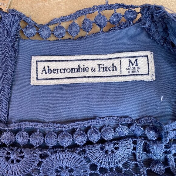 Abercrombie & Fitch Blue Lace Crochet Crop Tank Top Shirt Sz Medium - Picture 2 of 8